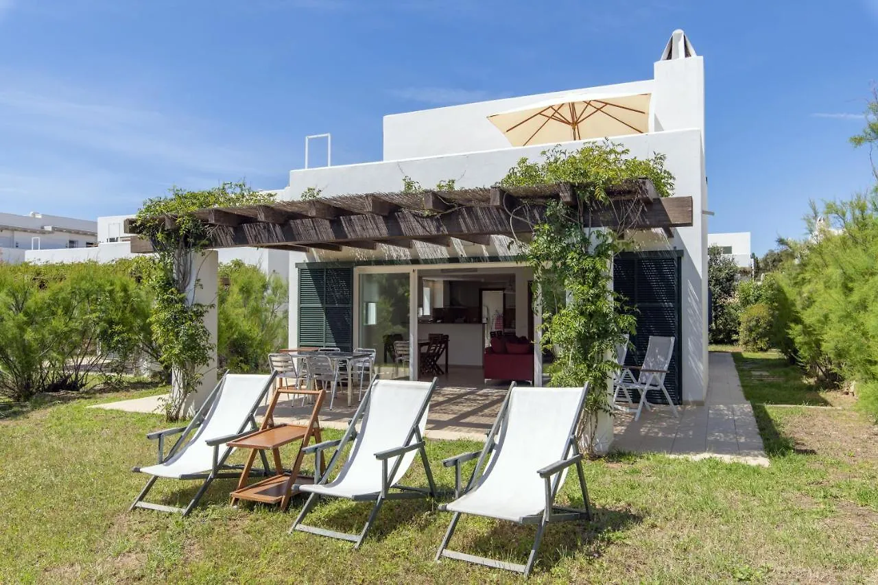 Biniancolla Iris Villa