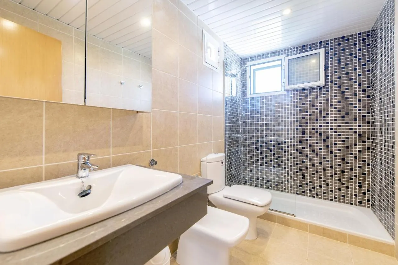 Biniancolla Iris Villa Holiday home